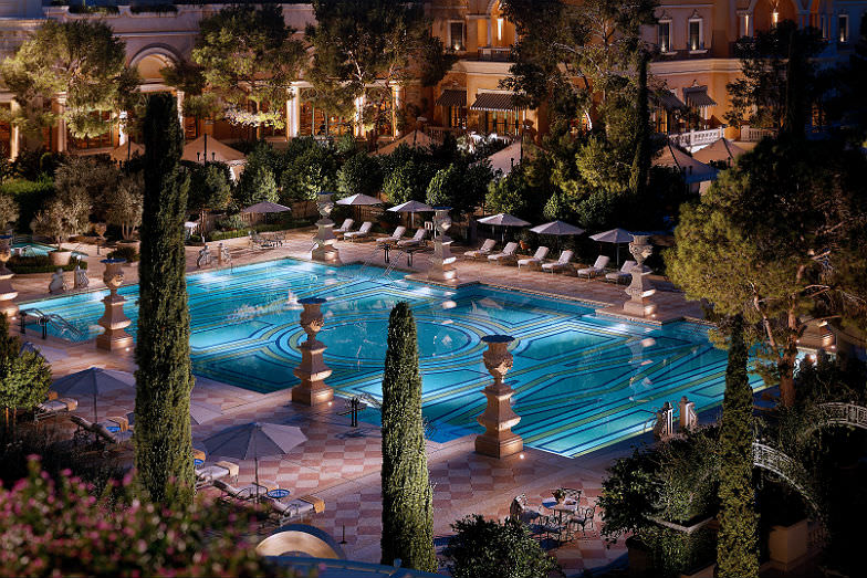 Bellagio pool