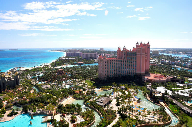 Bahamas hotel pools: Atlantis